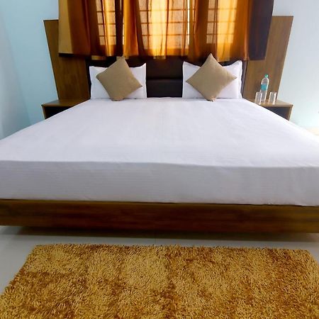 Hotel Comfort Inn Homestay Dehradun Buitenkant foto