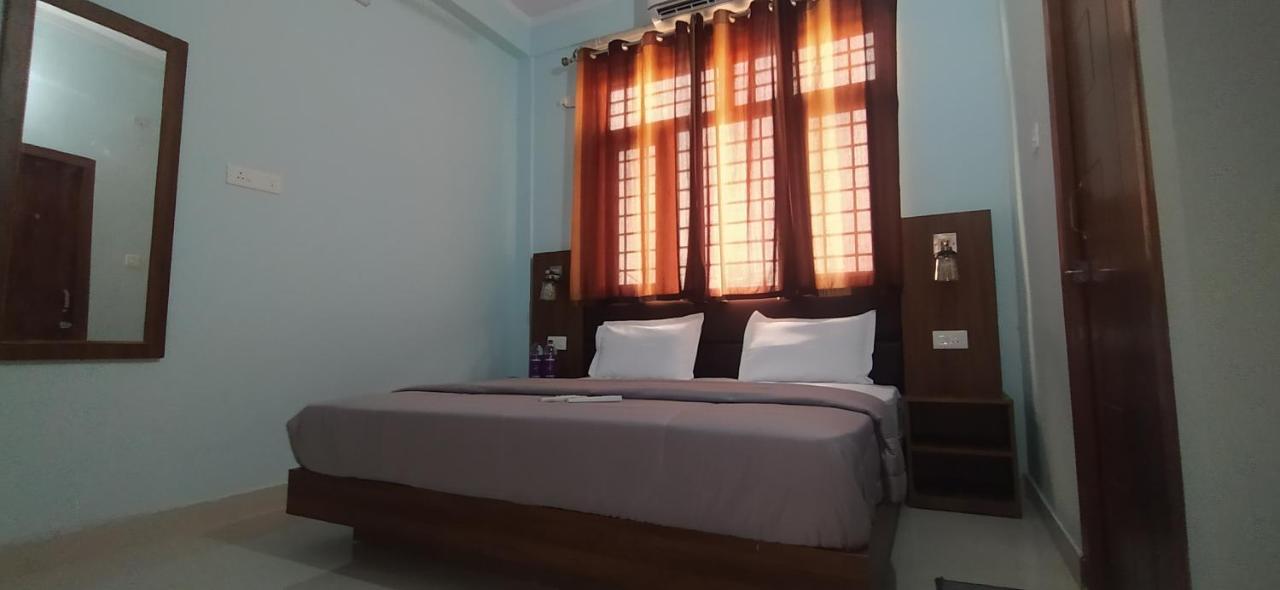 Hotel Comfort Inn Homestay Dehradun Buitenkant foto