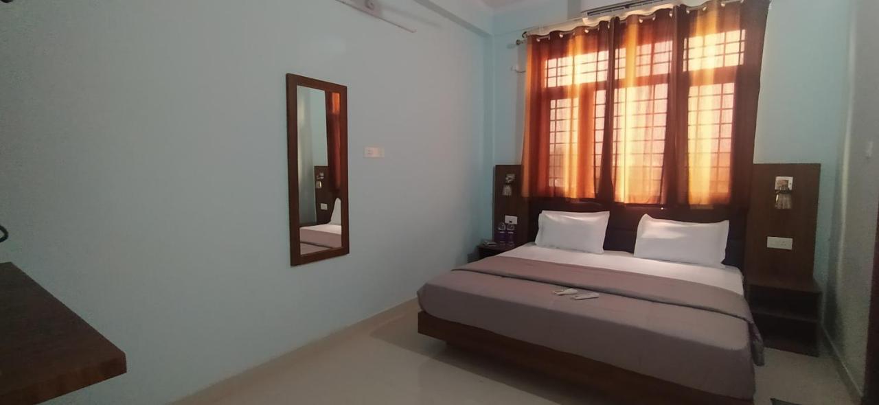 Hotel Comfort Inn Homestay Dehradun Buitenkant foto
