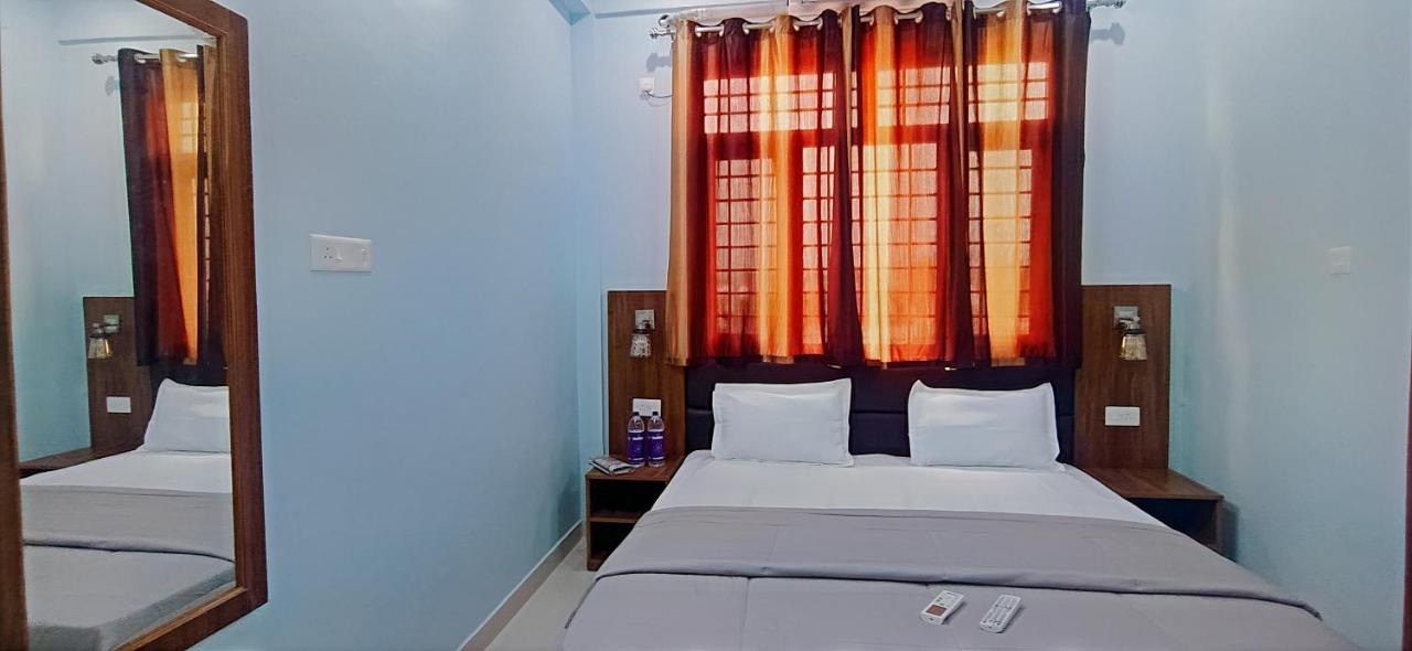 Hotel Comfort Inn Homestay Dehradun Buitenkant foto