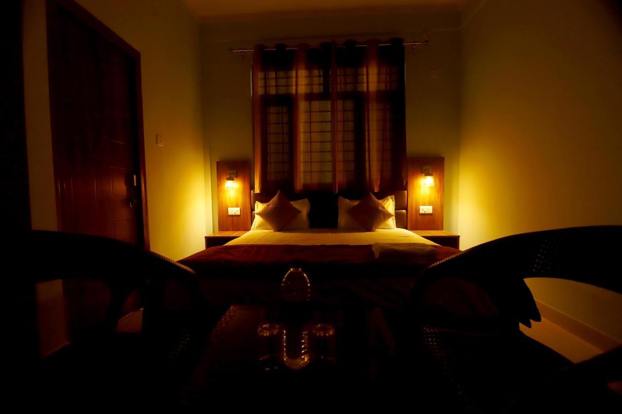 Hotel Comfort Inn Homestay Dehradun Buitenkant foto