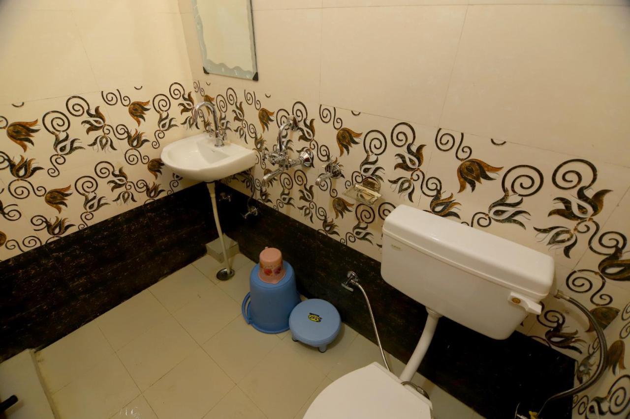 Hotel Comfort Inn Homestay Dehradun Buitenkant foto
