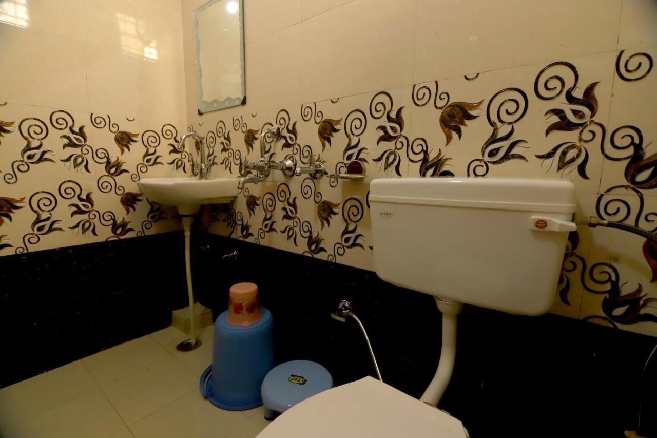 Hotel Comfort Inn Homestay Dehradun Buitenkant foto