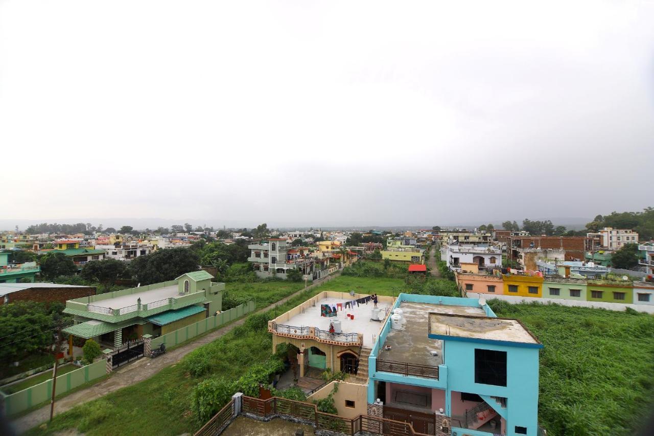 Hotel Comfort Inn Homestay Dehradun Buitenkant foto