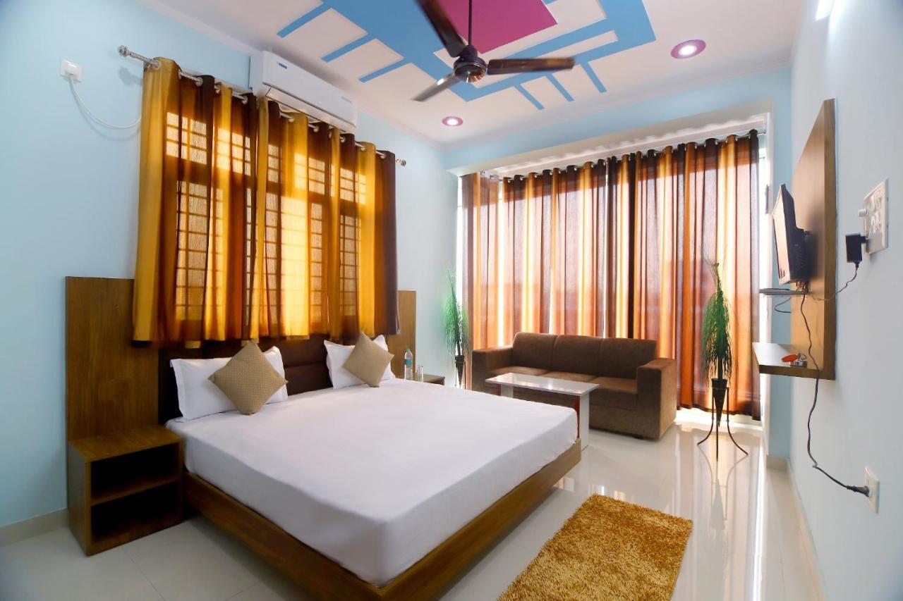 Hotel Comfort Inn Homestay Dehradun Buitenkant foto